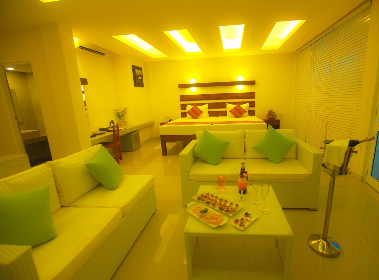 Beacon Beach Hotel Негомбо Екстериор снимка