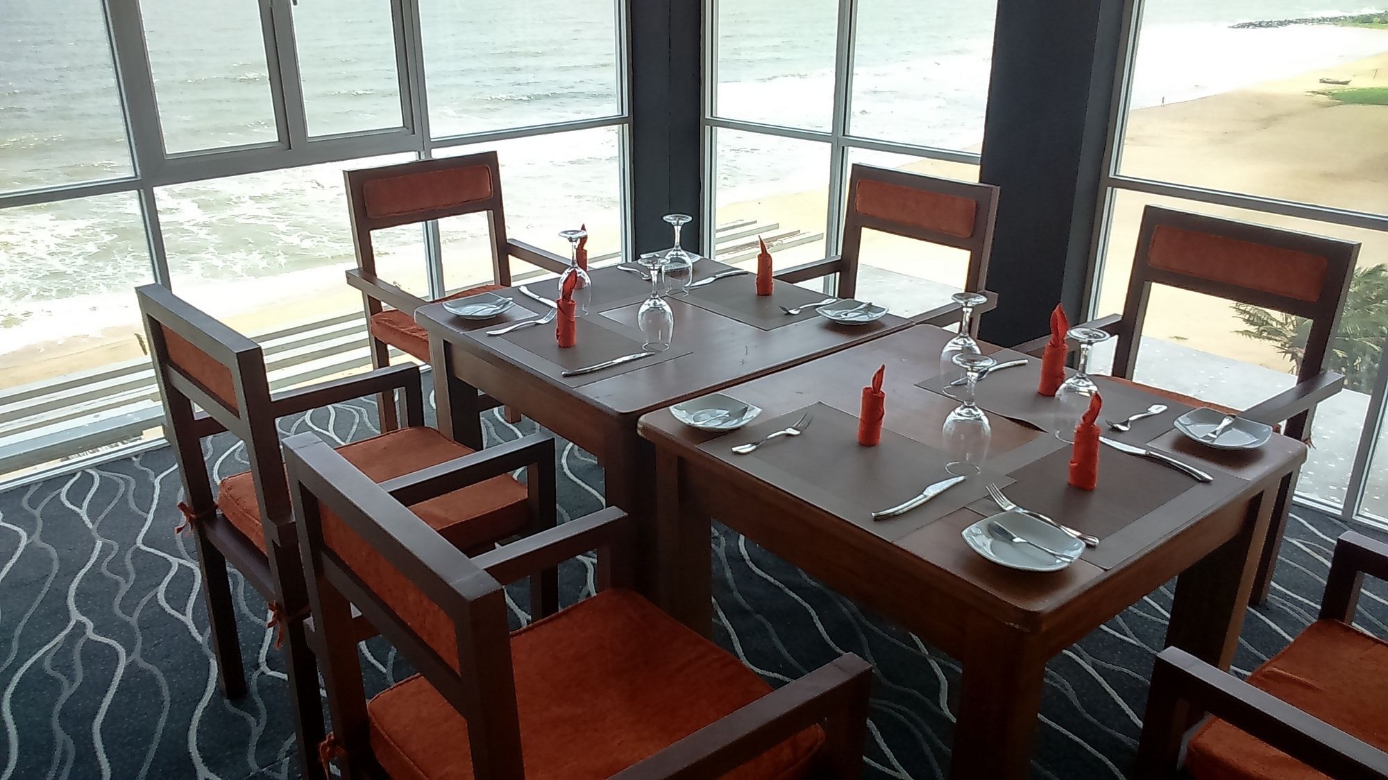 Beacon Beach Hotel Негомбо Екстериор снимка