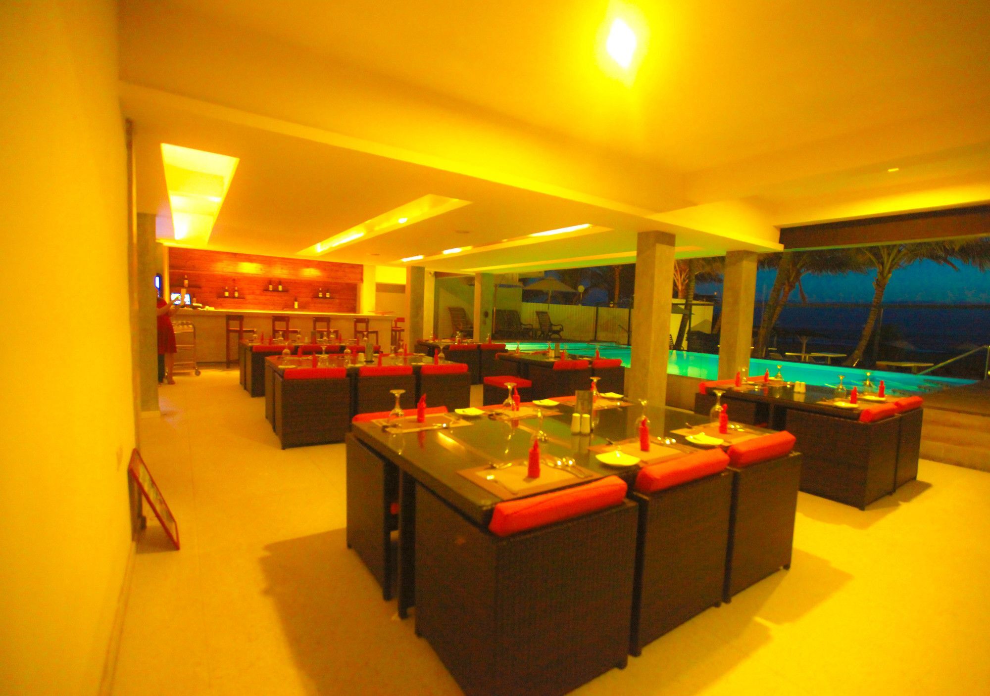 Beacon Beach Hotel Негомбо Екстериор снимка